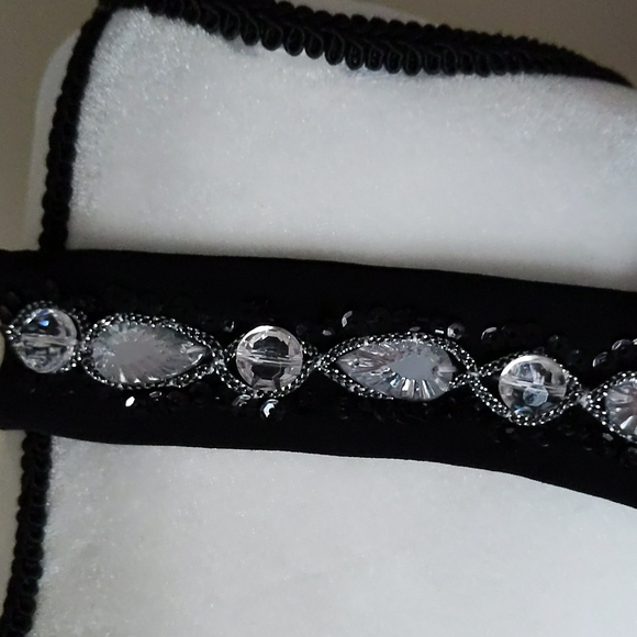 Signature by Sangria Embellished Pleated Empire Waist Dress 6 Black - Picture 3 of 16